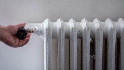 Spitalul Fundeni și peste 400 de blocuri, fără căldură din cauza unei avarii pe Magistrala II Sud din Sectorul 2; repararea estimată până sâmbătăea noastră”