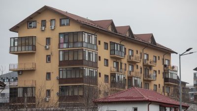 România, una dintre cele mai favorabile țări din UE în privința taxelor pe proprietate / Un român achită anual sub 100 de euro, de șapte ori mai puțin decât media europeanăea noastră”