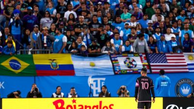 Echipa de fotbal Charlotte FC a decis să păstreze etajul superior închis la Stadionul Bank of America în timpul vizitei lui Messi, o schimbare a filozofiei sale.