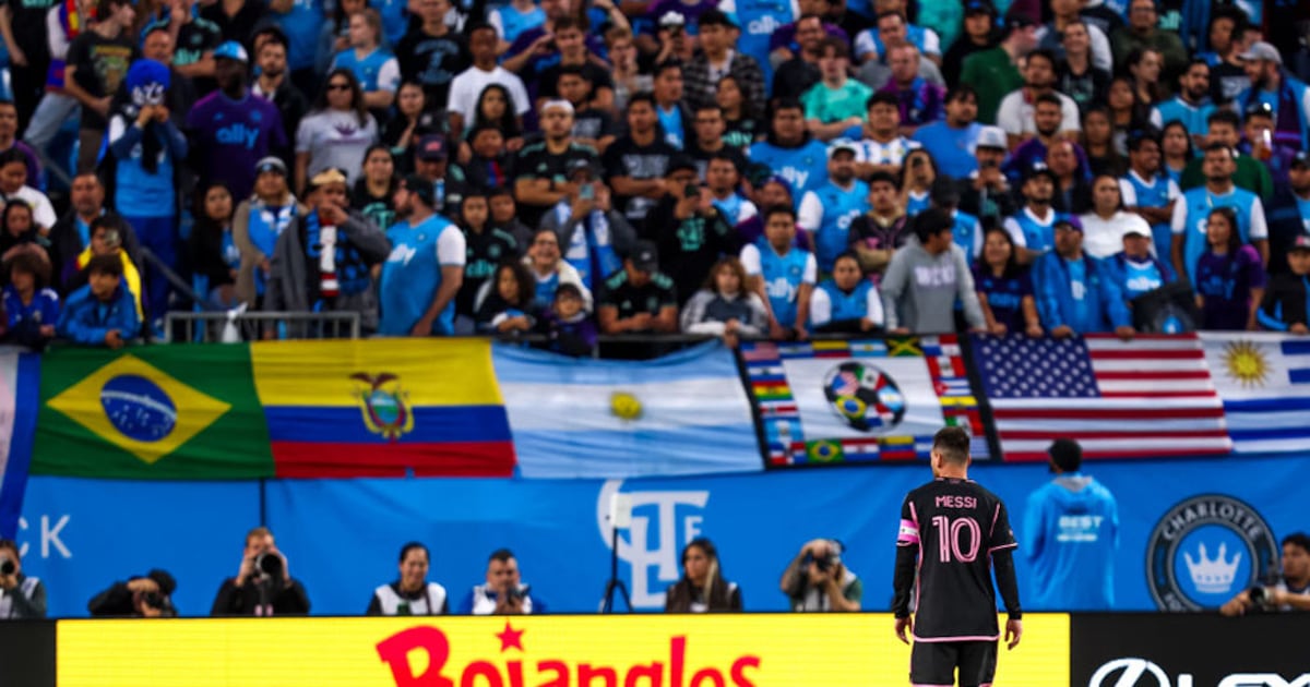Echipa de fotbal Charlotte FC a decis să păstreze etajul superior închis la Stadionul Bank of America în timpul vizitei lui Messi, o schimbare a filozofiei sale.