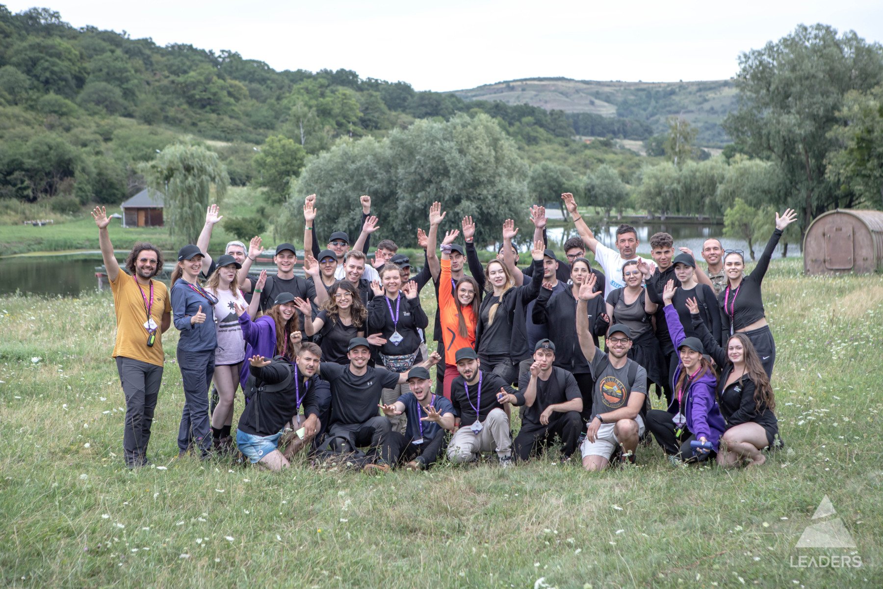 A Doua Ediție a Școlii de Leadership: O Săptămână Plină de Experiențe Transformatoare care a Dezvoltat 26 de Tineri din Întreaga Țară în Lideri pentru Viitorea noastră”