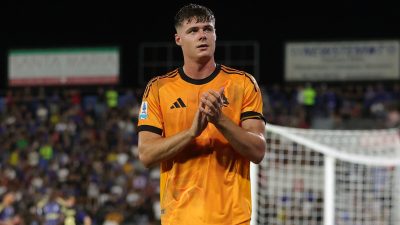 De ce Ferguson nu joacă la meciul Roma-Torino: este pe banca de rezerve? Accidentare, suspendare sau decizie tactică: motivul absenței sale.