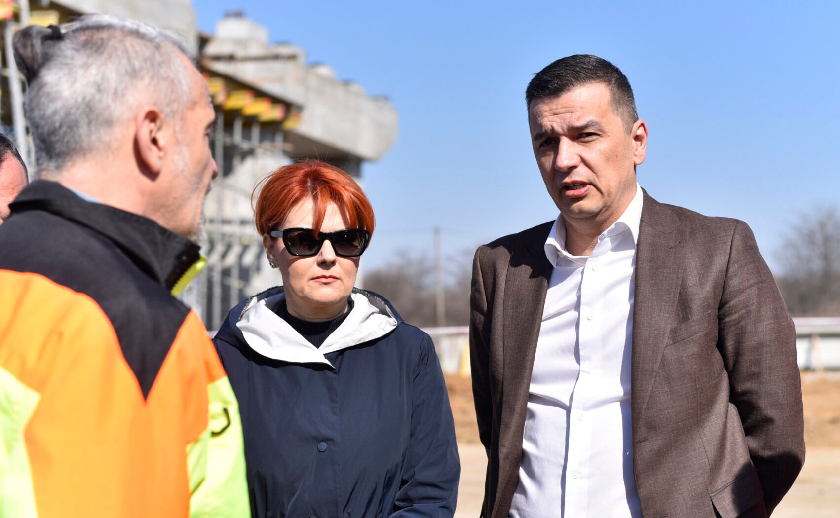 Sorin Grindeanu intenționează să creeze patru poziții de prim-vicepreședinți în PSD, incluzând nume precum Lia Olguța Vasilescu și Victor Negrescu, cu un posibil congres al partidului în luna octombrieea noastră”
