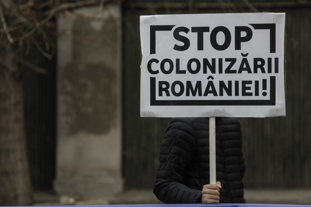 Protestul cu tentă rasistă de marți, anulat de Primăria Capitalei. Liderul organizației Noua Dreaptă afirmă: „Vom stabili o nouă dată pentru eveniment”