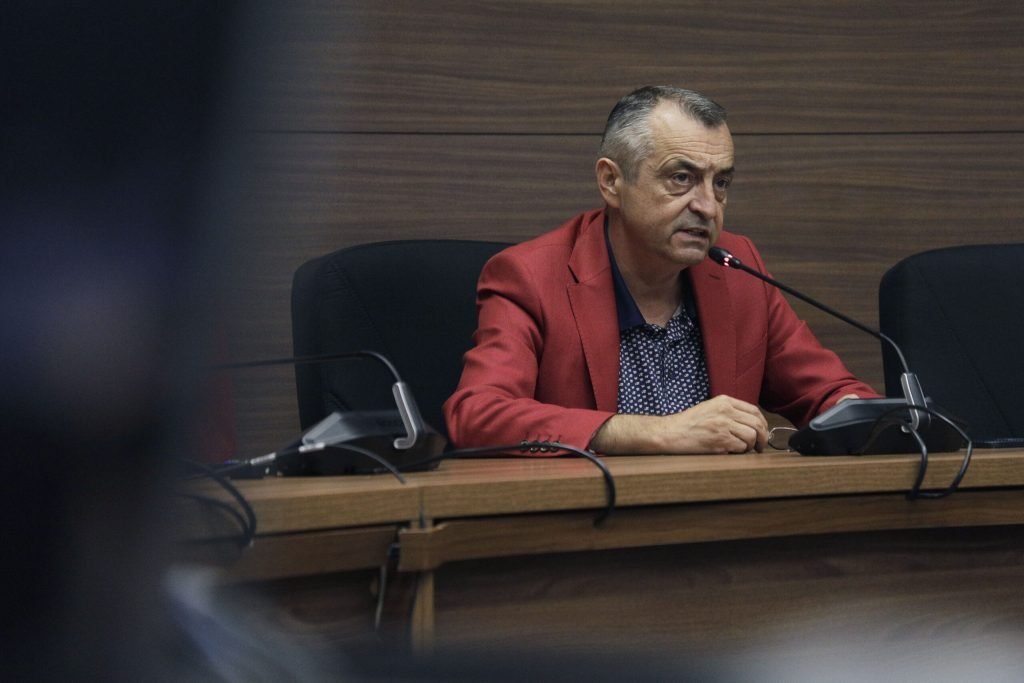Arhitectul-șef al Sectorului 3, investigat de DNA pentru presupuse abuzuri în serviciu. Dosarul se referă la un Plan Urbanistic Zonal din anul 2019, ce permitea dezvoltarea pe o zonă verde din cartierul Primăverii.