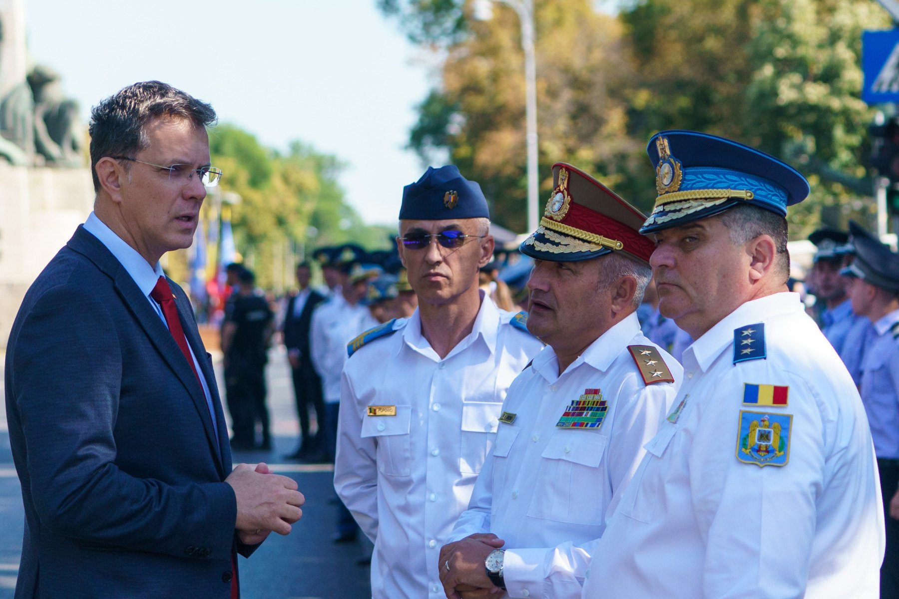 Ministrul Apărării Ionuț Moșteanu despre drona rusească: piloții avioanelor F-16 au avut contact vizual și radar intermitent cu ținta, dar au ales să nu tragă după ce au considerat riscurile colateraleea noastră”