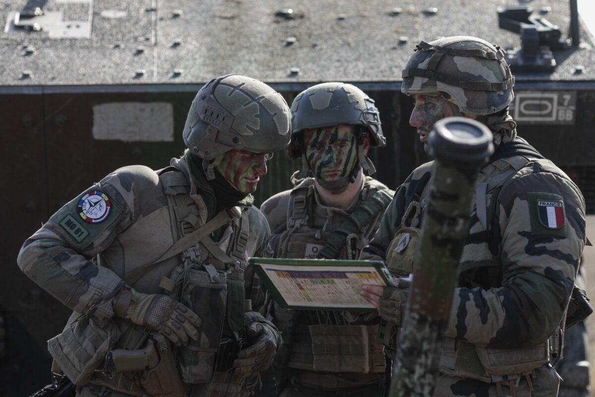 Forțele armate din Danemarca și alte patru țări membre NATO realizează manevre militare în Groenlandaea noastră”