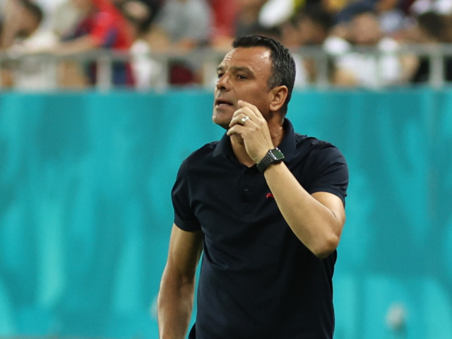 Se pare că Toni Petrea ar putea deveni noul antrenor la echipa de fotbal CS Tunari. Clubul a făcut un anunț oficial, oferind detalii despre această schimbare și situația fostului său antrenor, Constantin Budescu.