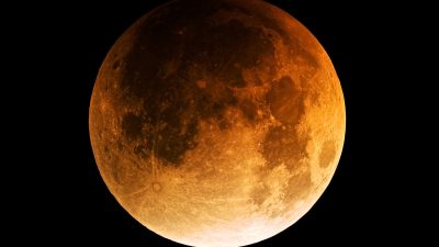 Eclipsă totală de lună și fenomenul de „lună roșie” în noaptea de duminică, vizibile și din România; Observatorul astronomic din București organizează un eveniment specialea noastră”