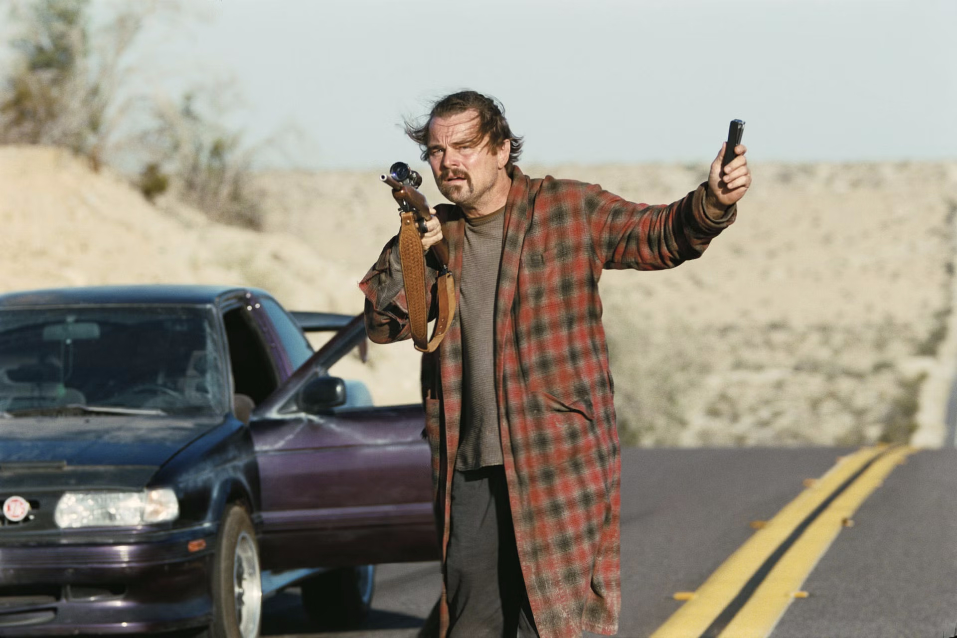 Regizorul Steven Spielberg laudă filmul “O luptă după alta” al lui Paul Thomas Anderson: “Ce film incredibil de nebun”
Sau
Regizorul celebru Steven Spielberg se arată impresionat de ultimul film al lui Paul Thomas Anderson, “O luptă după alta”, descriindu-l ca fiind “un film complet nebun”.
