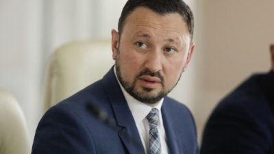 Mircea Fechet solicită anularea acordului care legalizează transformarea Pădurea Băneasa într-o “cale de acces exclusivistă”