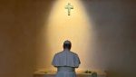 Raport al Vaticanului: Biserica Catolică trebuie să intensifice sprijinul pentru victimele abuzurilor sexualeea noastră”