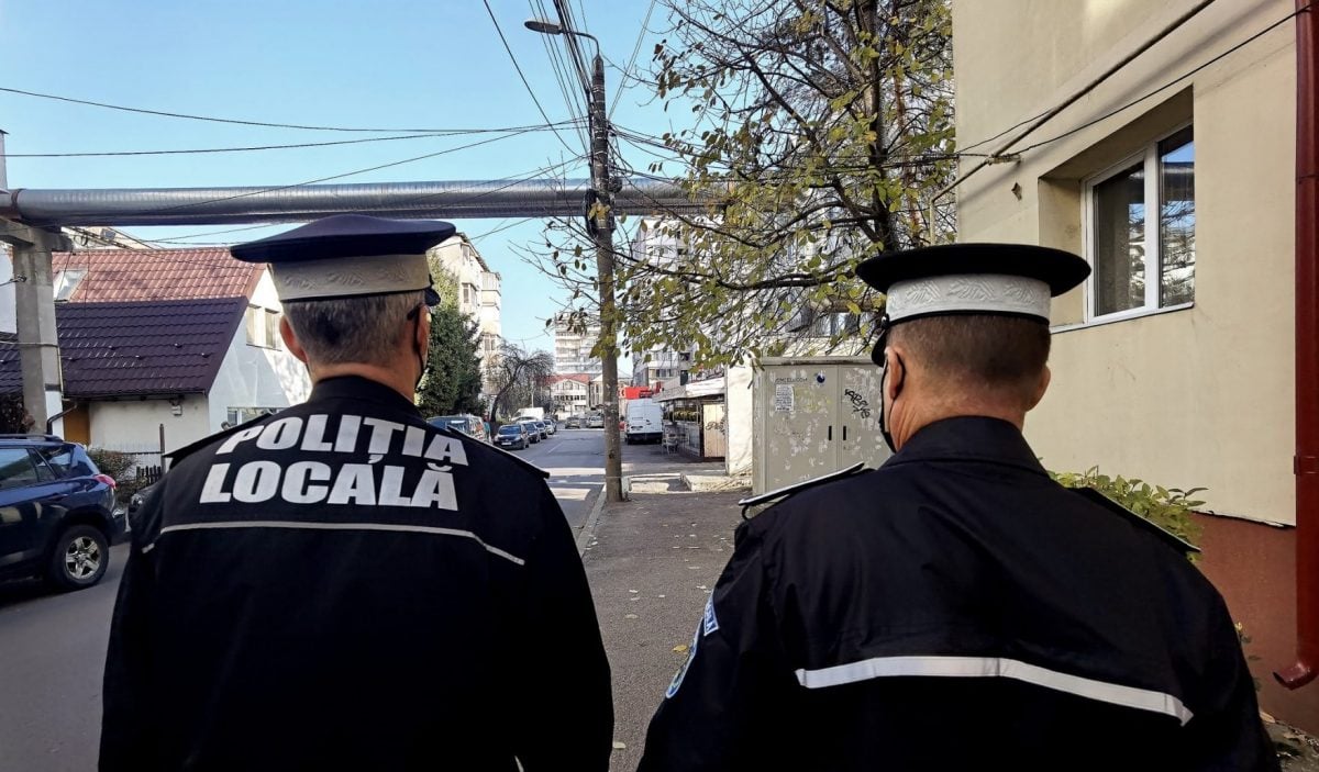 Primarul orașului Buzău intenționează să concedieze 187 de polițiști locali, economisind 4,3 milioane de euro; în total, au fost plătite salarii ce se ridică la 35 de milioane de euroea noastră”