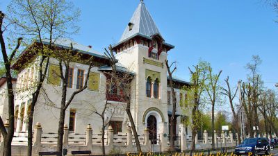 Sector 1 | Primăria investește 170.000 de euro în restaurarea gardului istoric al Școlii „Heliade Rădulescu”