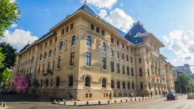 Un studiu realizat de Avangarde indica faptul că USR este partidul favorit pentru alegerile parlamentare, în timp ce Băluţă (din PSD) şi Ciucu (din PNL) sunt cei mai apreciați candidați pentru Primăria Bucureștiului.