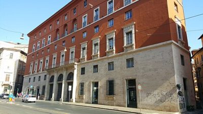 De la influența proletariatului la experiențe culinare premium: fostul sediu al Partidului Comunist Italian devine hotel de lux cu restaurant rafinat și terasă panoramică pe acoperișea noastră”