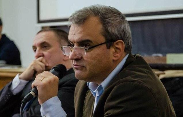 Victor Giosan, specialist în politici publice, devine consilier al premierului Ilie Bolojan, promovând creșterea investițiilor în cercetare și educație și semnalând că România are cele mai mici impozite pe consum și capital din Europa, fiind sub media europeană la nivelul taxelor pe muncăea noastră”