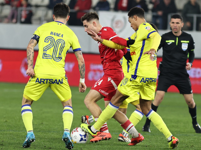 Meciul între Dinamo și adversarii lor poate fi urmărit în direct prin Transmisiune Video Live, la ora 21:00, pe canalul unui Post de Televiziune Sportivă. Echipa “Lupii Galbeni” are ocazia de a-și lua revanșa împotriva echipei “Câinilor” în acest meci.