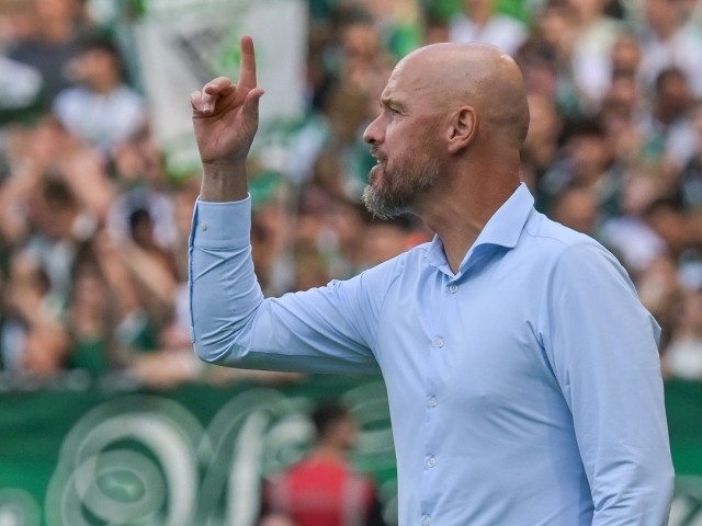 Echipa germană Bayer Leverkusen a rupt tăcerea după concedierea antrenorului Erik ten Hag.