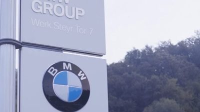 BMW va lansa producția de Jeep iX3 electric începând din luna următoare la fabrica din Debrecen, în timp ce compania chineză BYD dezvoltă o unitate de asamblare în Ungariaea noastră”