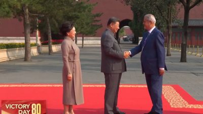Vlad Gheorghe de la DREPT solicită anularea statutului de utilitate publică al fundației lui Adrian Năstase, după ce fostul premier a fost fotografie cu Vladimir Putin la un eveniment despre liderii autoritariea noastră”