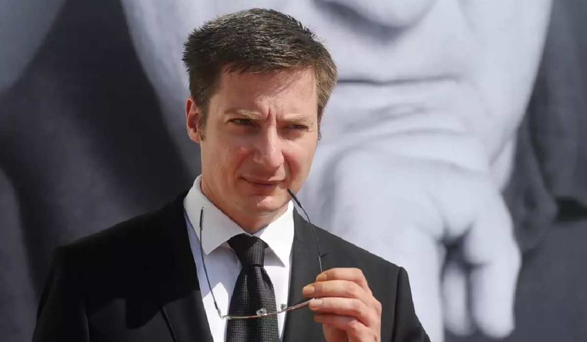 Andrei Caramitru a fost implicat într-un dosar penal pentru instigare ca urmare a unor postări pe o rețea de socializare. „Am fost sub atac hibrid”, a declarat el.