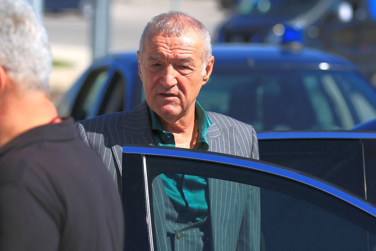 Discuții intense privind transferul lui Leo Bolgado.