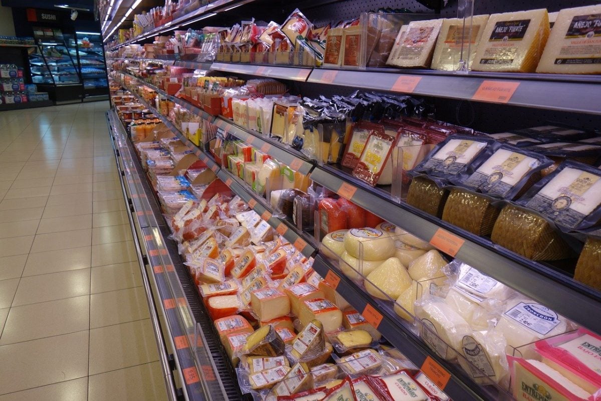 Consiliul Concurenței: Creșterea medie a prețurilor alimentelor de bază la raft în august față de iunie, excluzând fructele și legumele sezoniere, a fost de 1,53%, sub nivelul majorării TVAea noastră”