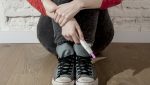 Senatoarea Victoria Stoiciu avertizează asupra proiectului celor doi deputați ex-POT, considerându-l confuz și propice abuzurilor, din cauza limbajului și terminologiei preluate din discursurile anti-avortea noastră”
