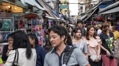Prim-ministrul desemnat al Thailandei promite organizarea alegerilor anticipate în următoarele patru luniea noastră”