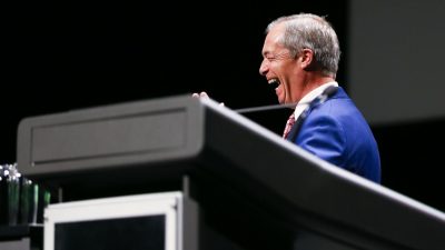 Nigel Farage, liderul Reform UK, intenționează să trimita înapoi la talibani femeile afgane care cer azil, dacă va ajunge prim-ministruea noastră”