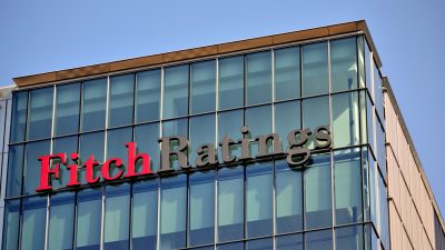 Fitch reduce ratingul Franței, în apăsătoare criză economică, la cel mai redus nivel înregistrat vreodatăea noastră”