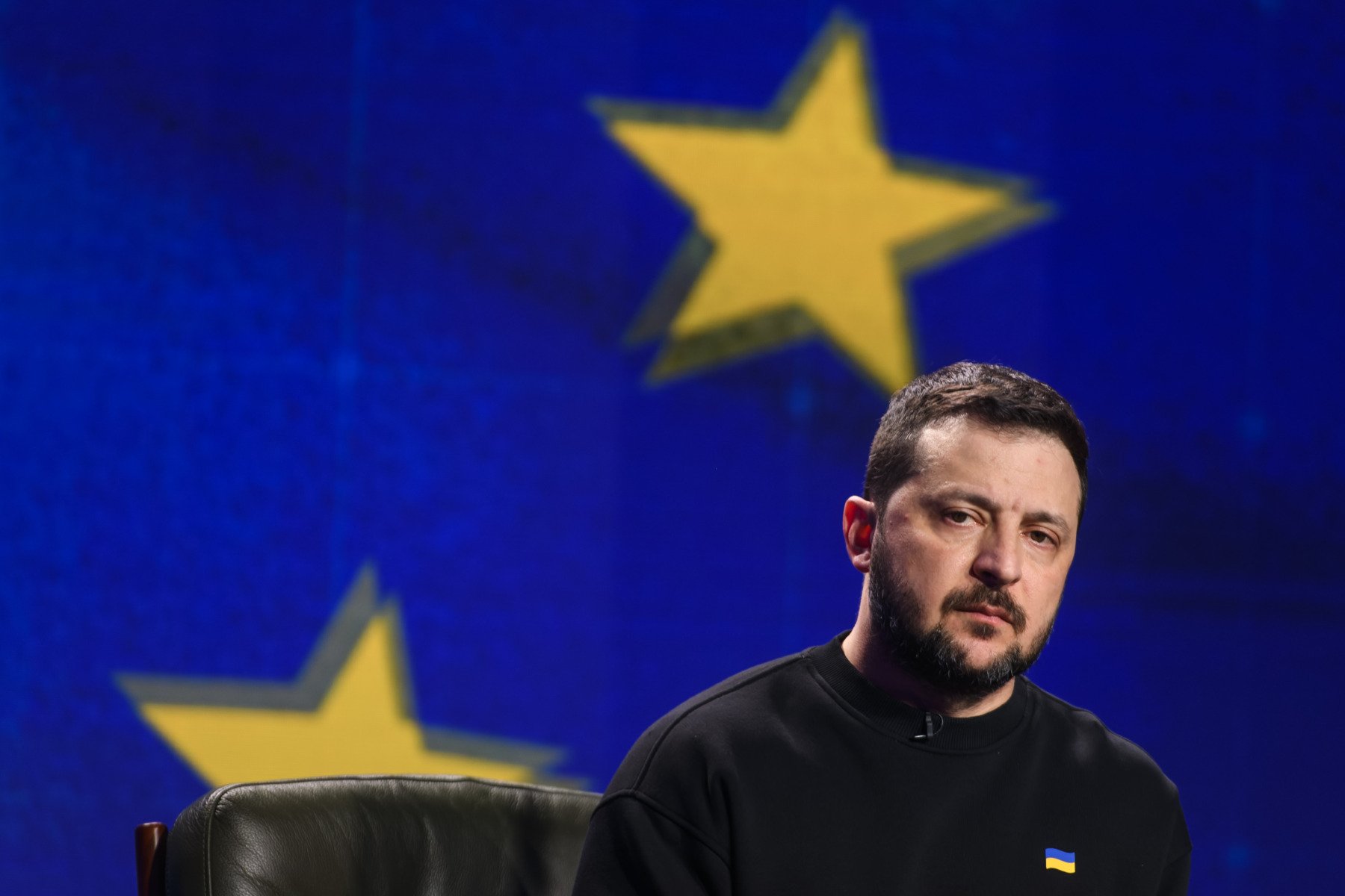 Ministrul britanic al apărării efectuează o vizită în Ucraina cu o zi înainte de întâlnirea europenă pentru discuții despre asigurarea securității Kievului post-conflictea noastră”