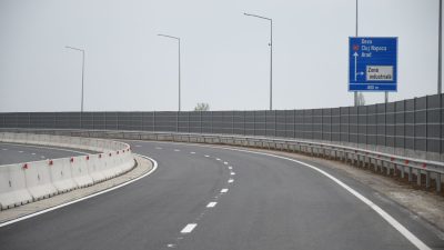 Fifor din PSD acuză Bolojan de blocarea proiectului drumului expres Arad-Oradea și denunță o strategie de dominare a Vestului României; politicianul transmite o scrisoare deschisă către prim-ministru, criticând gestionarea guvernamentală duală a fostului edilea noastră”