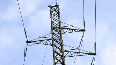 Ministrul energiei afirmă că a discutat cu reprezentanții FMI despre impactul eliminării plafonului asupra competitivității economieiea noastră”