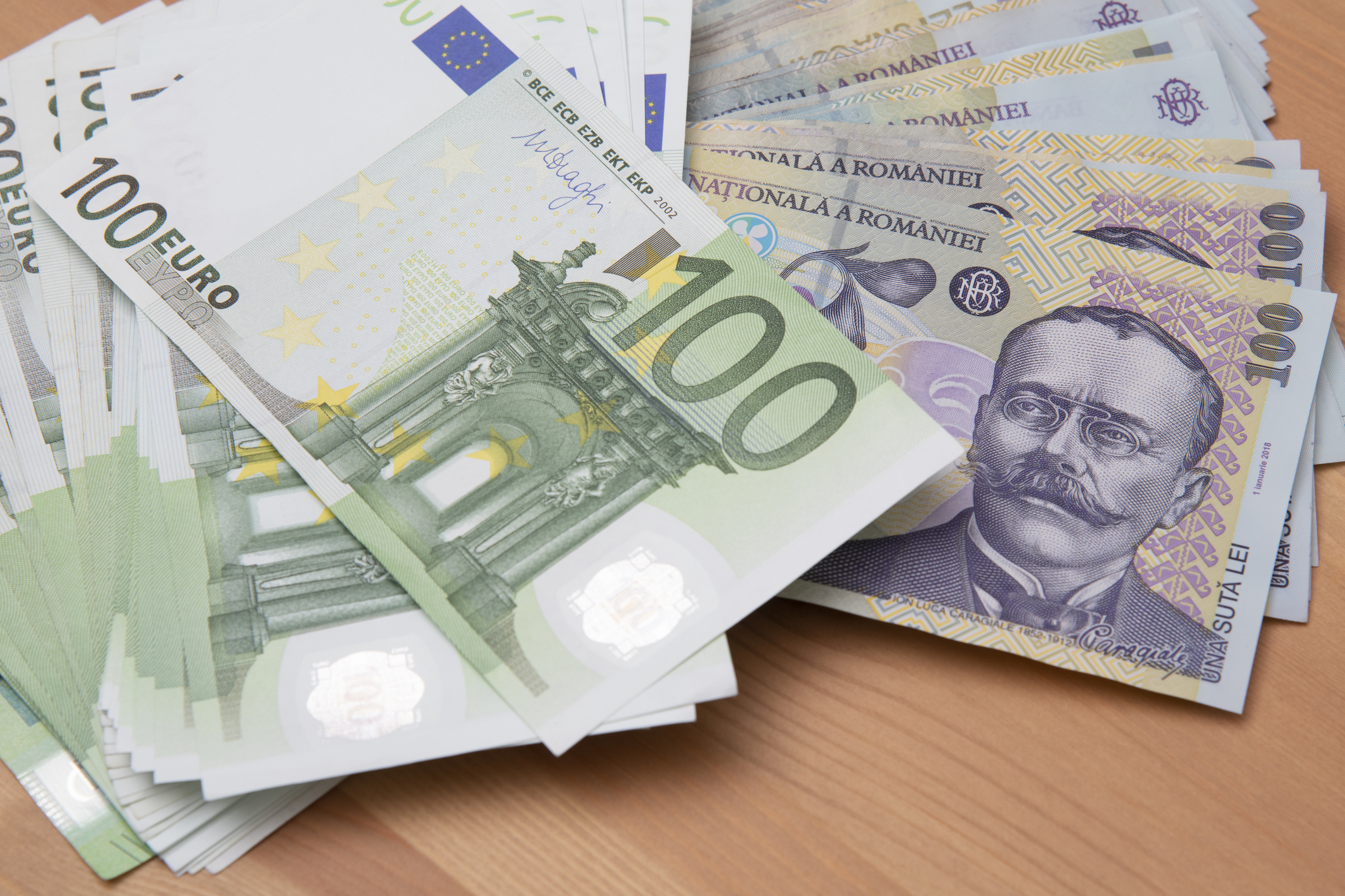 Iată o reformulare a titlului: “Guvernul anunță lansarea noii serii de titluri de stat Fidelis în luna septembrie 2025, oferind detalii despre randamentele așteptate atât în moneda națională, cât și în moneda europeană.”
