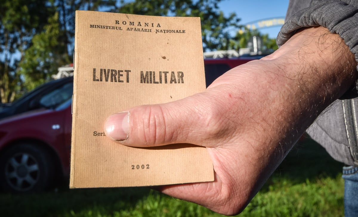 Rezerviști din Sibiu, pregătiți pentru exercițiul militar: „Suntem gata să ne îmbrăcăm uniforma de soldat și să luăm arma în mână. Armata este benefică” / „Când ești convocat, răspunzi prezent, fără să te ascunzi”ea noastră”