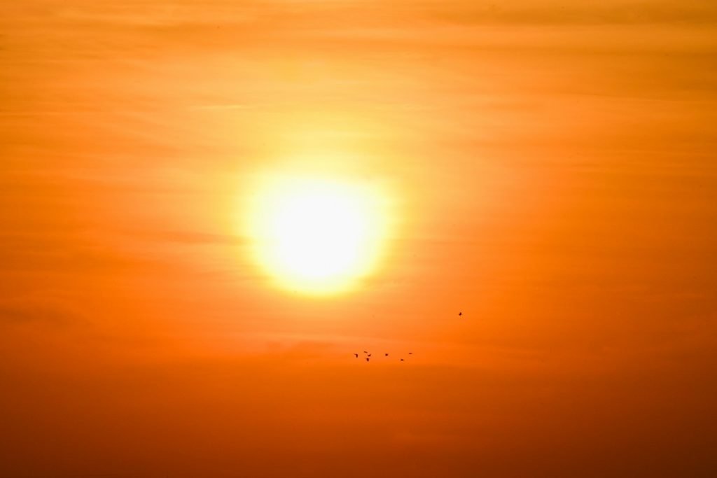 [ad_1] Vremea se încălzește din nou în Capitală, cu temperaturi ridicate și cod galben de caniculă emis de meteorologi pentru intervalul 12:00-21:00