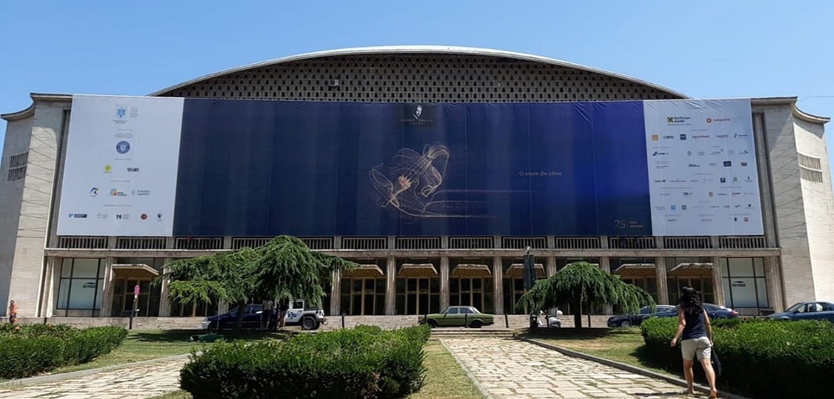 A doua seară la Sala Palatului dedicată Festivalului Enescu cu orchestra Tonhalle interpretând Simfonia a doua de Mahlerea noastră”
