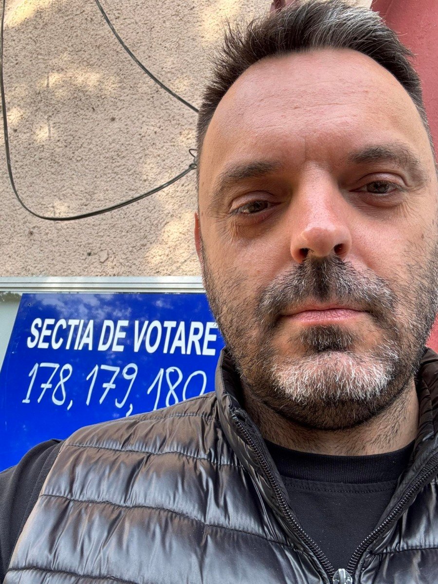 Florin Cocargeanu (USR), fost viceprimar al Constanței și recent numit secretar de stat în Ministerul Dezvoltării, a fost revocat din funcție după ce primarul Vergil Chițac (PNL) i-a retras responsabilitățileea noastră”
