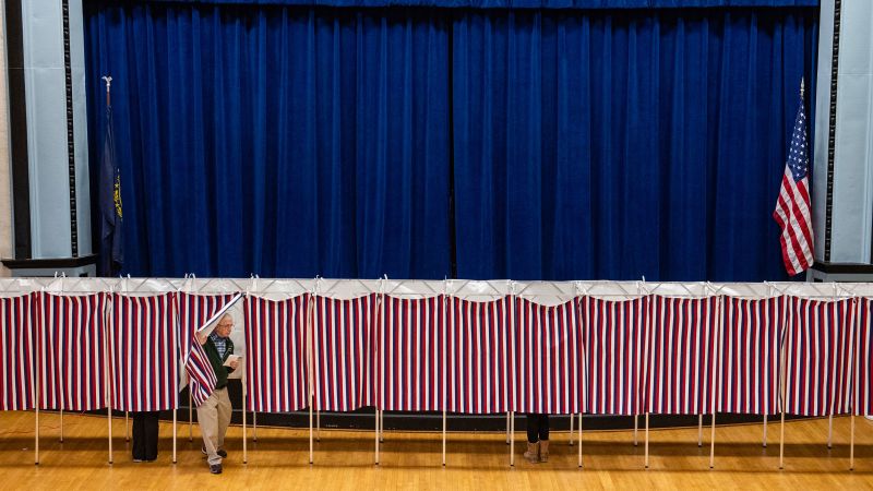 Președintele Trump anulează alegerile? Democrații sună din ce în ce mai tare alarma.
Sau, o alta versiune:
Democrații își exprimă tot mai mult îngrijorarea: Trump ar putea anula alegerile?