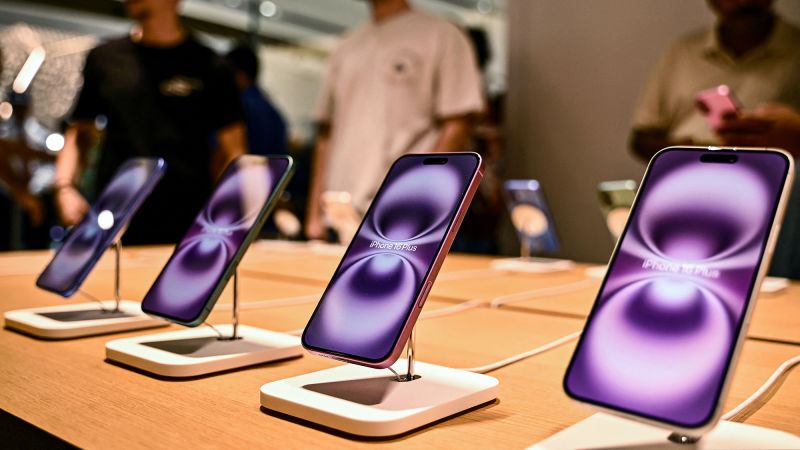 Iată o variantă reformulată a titlului: “Noul ‘iPhone Aerian’, majorări de preț și inteligență artificială: ce lucruri importante vor fi prezentate la cel mai mare eveniment al anului din cadrul companiei producătoare de gadgets din California”