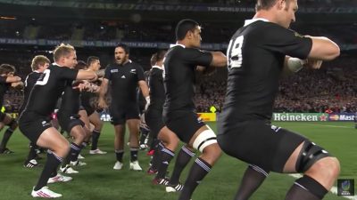 Noua Zeelandă înregistrează cea mai severă înfrângere din istorie în rugby, cu un scor de 10-43 în fața Africii de Sudea noastră”