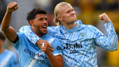 Iată o reformulare a titlului: “Prezentare anticipată: Manchester City vs Manchester United – previziune, informații despre echipe, alcătuiri”. Alternativ, puteți utiliza și următoarea variantă: “Previziuni și detalii: Confruntarea dintre Manchester City și Manchester United – știri despre echipă, formațiile de start”.