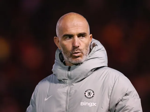 Iată o reformulare a titlului: “Prezentare: Chelsea vs Brighton & Hove Albion – previziuni, informații despre echipe, alinieri posibile”
Sau, utilizând sinonime:
“Anticipare: meciul dintre Chelsea și Brighton & Hove Albion – prognoze, știri despre echipe, formațiile posibile”
Sau, într-o variantă mai concisă:
“Chelsea vs Brighton & Hove Albion: previziuni, știri și alinieri”