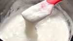 Video: Iaurtul elastic, noua provocare culinară ce fascinează TikTok și magazinele globale / Nu este doar o alternativă sănătoasă de desertea noastră”