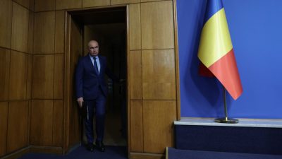 Bolojan nu a fost prezent la întâlnirea cu primarii de miercuri; vicepremierii Tánczos Barna și Marian Neacșu au reprezentat Guvernul, iar premierul a lipsit din cauza unui program aglomeratea noastră”