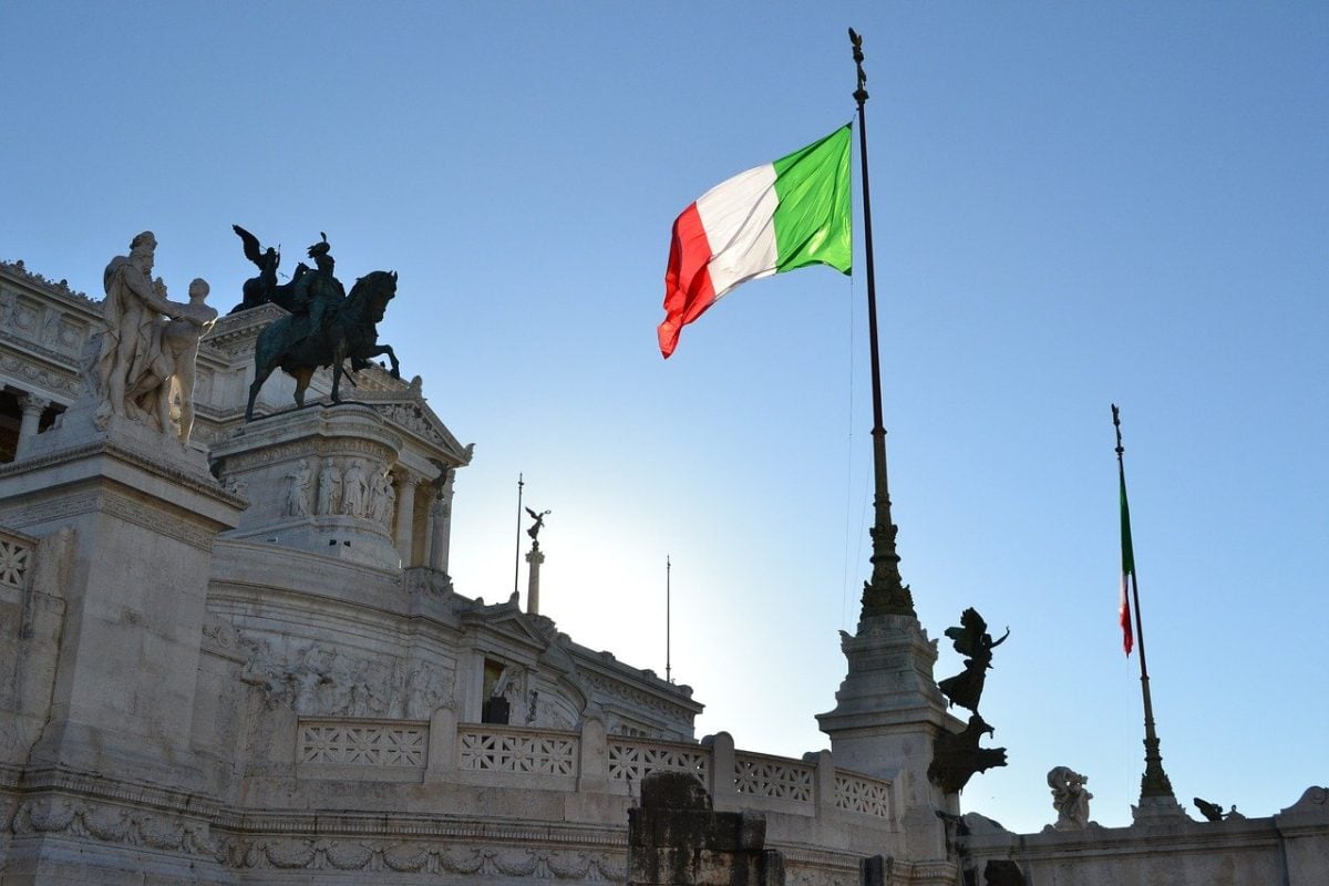 Fitch ajustează în creștere scorul de credit al Italiei după reducerea semnificativă a deficitului bugetarea noastră”