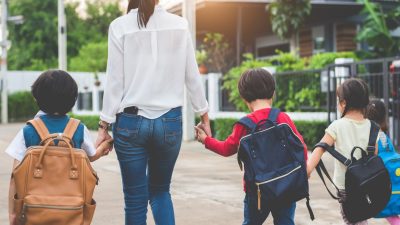 Nou program de sprijin tradiționalizat pentru copiii cu dizabilități, implementat în 22 de județe din Româniaea noastră”
