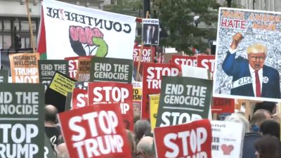 Mii de protestatari în Londra împotriva vizitei oficiale a lui Trumpea noastră”